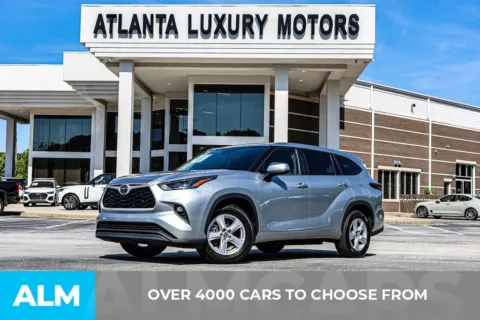 Another view of 2025 Toyota Highlander LE for sale in Newnan, GA at ALM Newnan