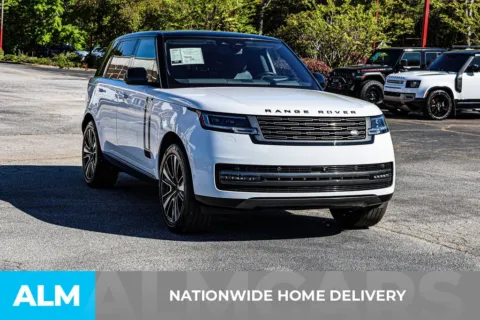 More photos of 2023 Land Rover Range Rover SE at ALM Newnan, GA