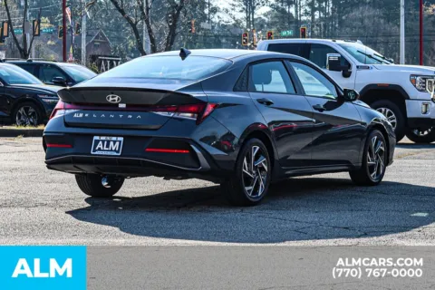 More photos of 2025 Hyundai Elantra SEL Sport at ALM Newnan, GA
