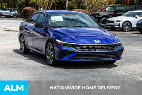 More photos of 2025 Hyundai Elantra SEL Sport at ALM Newnan, GA
