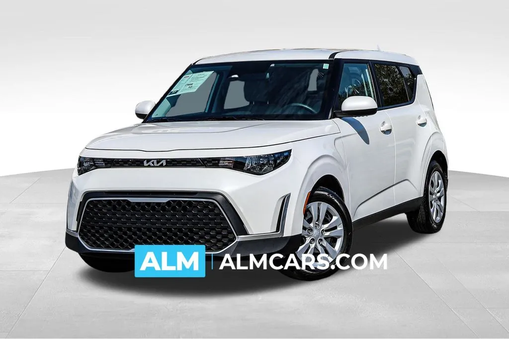 White 2025 Kia Soul LX for sale in Newnan, GA