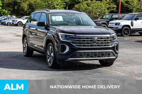 More photos of 2024 Volkswagen Atlas 2.0T SE w/Technology at ALM Newnan, GA