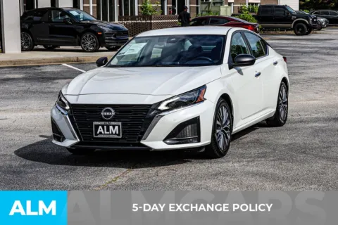 More photos of 2025 Nissan Altima 2.5 SV at ALM Newnan, GA
