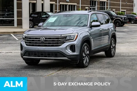 More photos of 2024 Volkswagen Atlas 2.0T SE w/Technology at ALM Newnan, GA