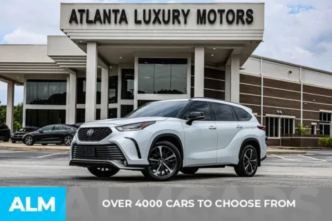 Another view of 2022 Toyota Highlander XSE for sale in Newnan, GA at ALM Newnan
