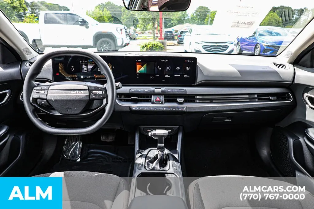 2025 Kia K4 LXS - Photo 27