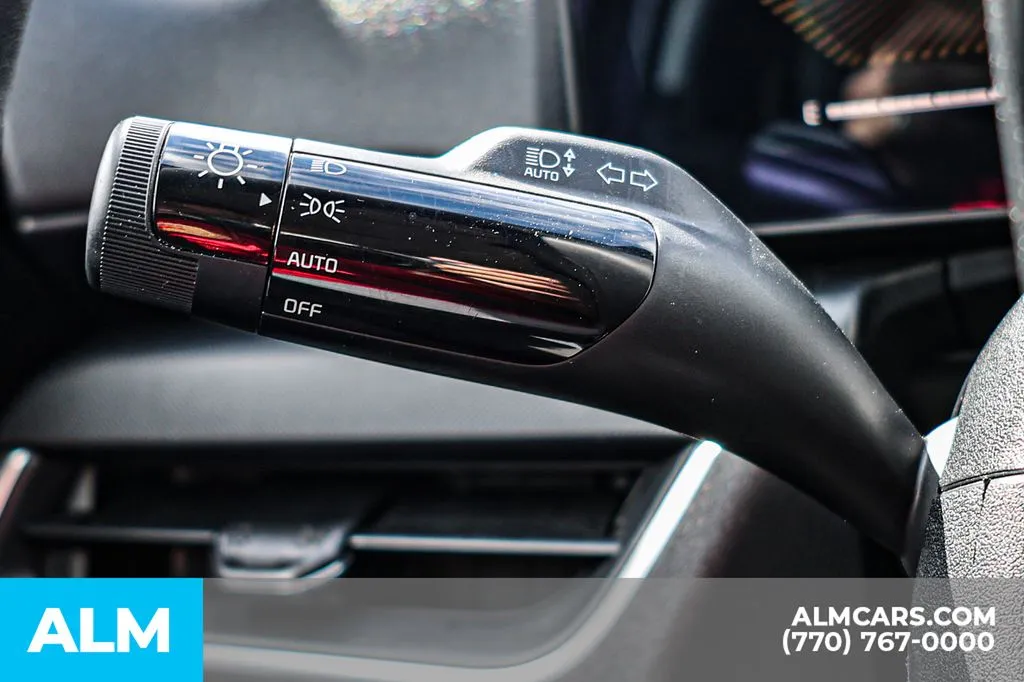 2025 Kia K4 LXS - Photo 30