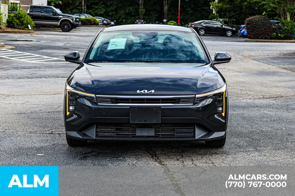 2025 Kia K4 LXS - Photo 10