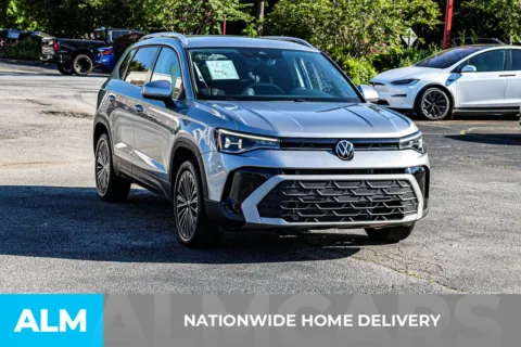 More photos of 2025 Volkswagen Taos 1.5T SE at ALM Newnan, GA