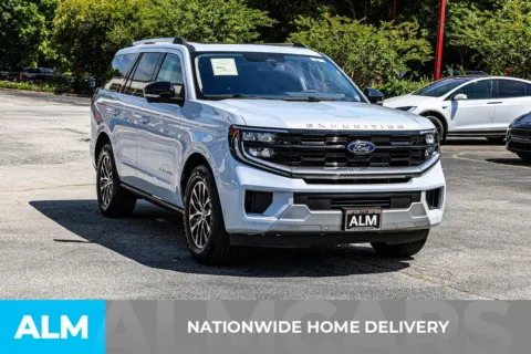 More photos of 2025 Ford Expedition Platinum at ALM Newnan, GA