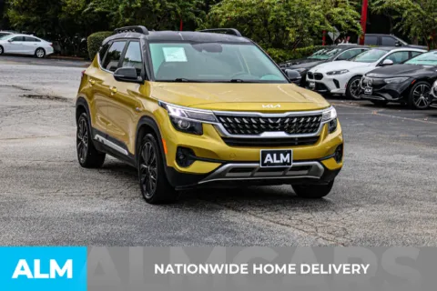 More photos of 2022 Kia Seltos Nightfall at ALM Newnan, GA