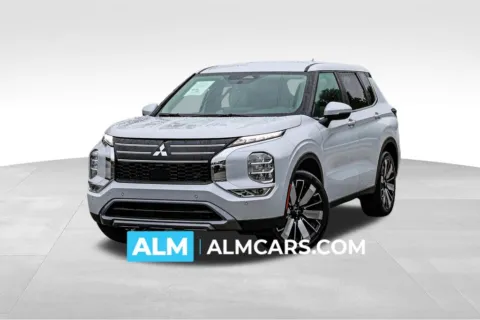 White 2025 Mitsubishi Outlander SE for sale in Newnan, GA