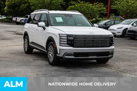 More photos of 2026 Hyundai Palisade SEL at ALM Newnan, GA