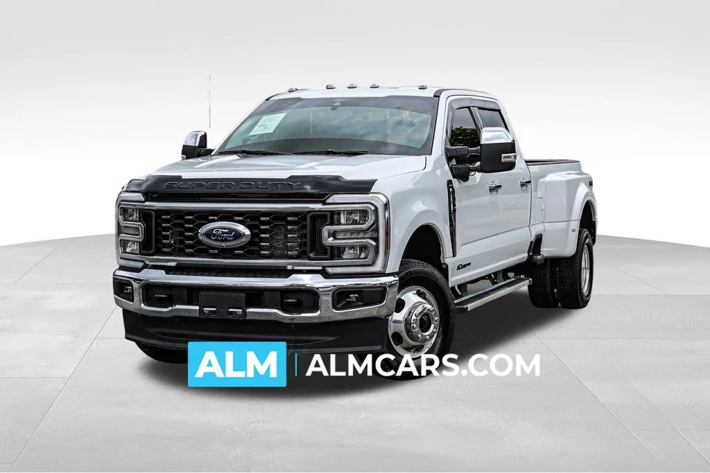 2025 Ford F-350 Lariat 4x4 Crew Cab 8' Box DRW's photo