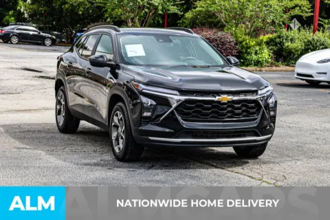 More photos of 2025 Chevrolet Trax LT at ALM Newnan, GA