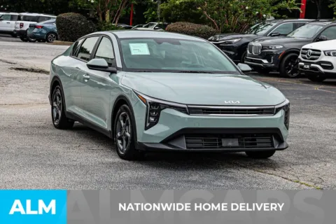 More photos of 2025 Kia K4 LXS at ALM Newnan, GA