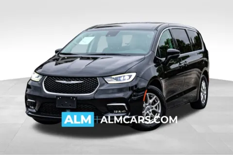 Black 2023 Chrysler Pacifica Touring L for sale in Newnan, GA