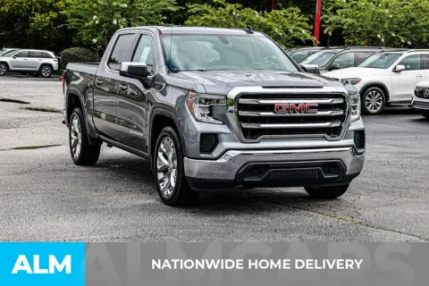 More photos of 2020 GMC Sierra 1500 SLE at ALM Newnan, GA