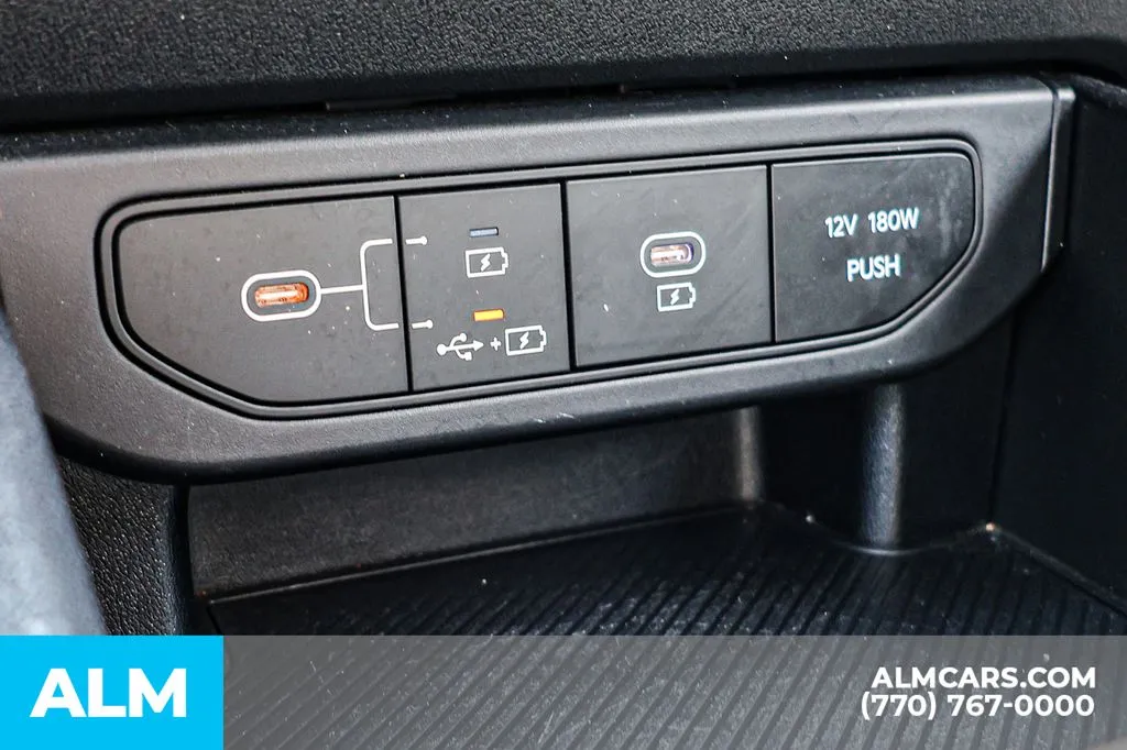 2025 Kia K4 LXS - Photo 38