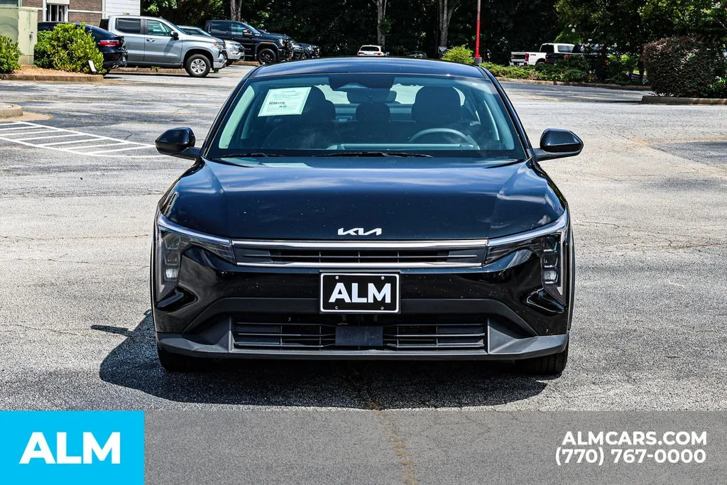 2025 Kia K4 LXS - Photo 10