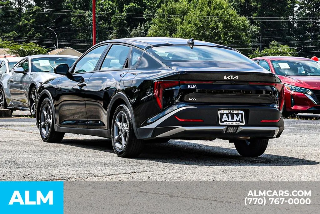 2025 Kia K4 LXS - Photo 6