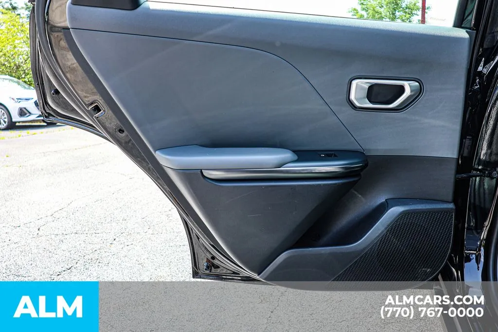 2025 Kia K4 LXS - Photo 46