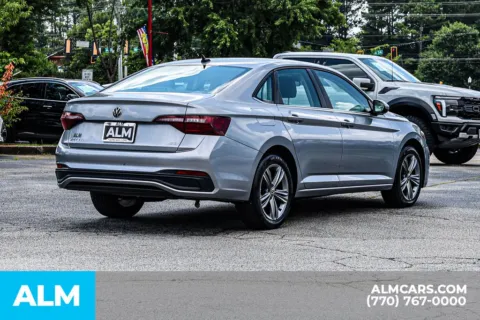 More photos of 2024 Volkswagen Jetta 1.5T SE at ALM Newnan, GA