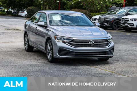 More photos of 2024 Volkswagen Jetta 1.5T SE at ALM Newnan, GA