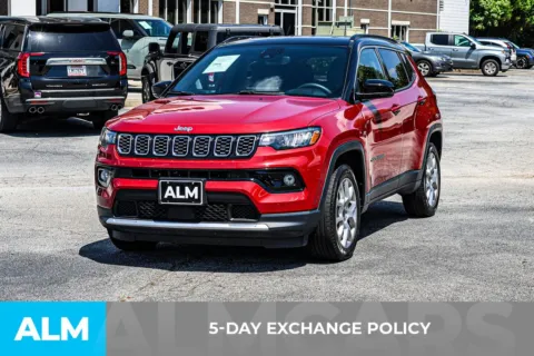 More photos of 2025 Jeep Compass Limited at ALM Newnan, GA
