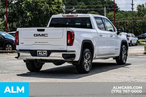More photos of 2025 GMC Sierra 1500 SLT at ALM Newnan, GA