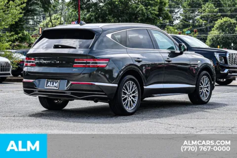 More photos of 2025 Genesis GV80 2.5T at ALM Newnan, GA