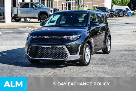 More photos of 2025 Kia Soul LX at ALM Newnan, GA