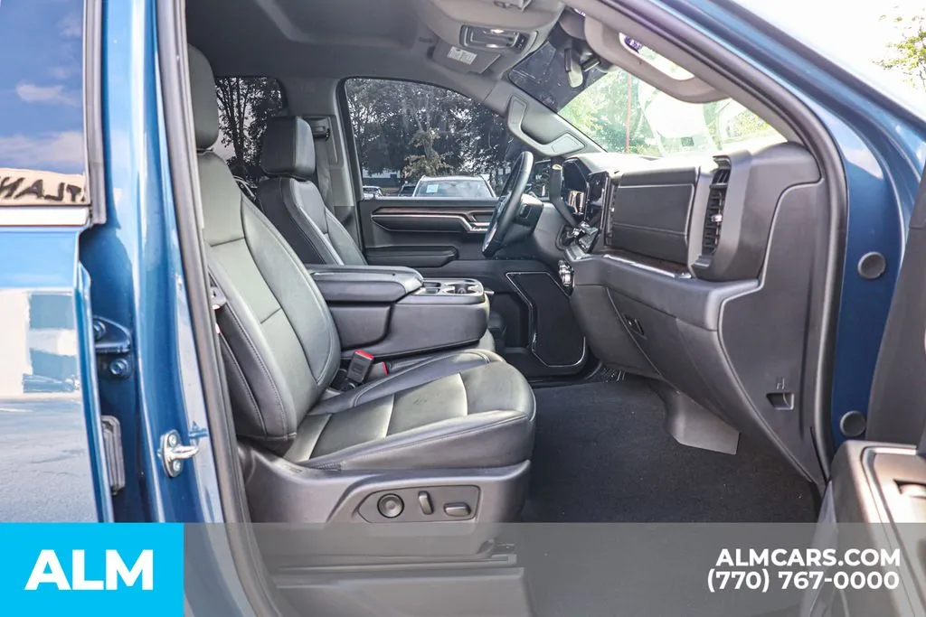 2024 GMC Sierra 1500 SLT - Photo 20