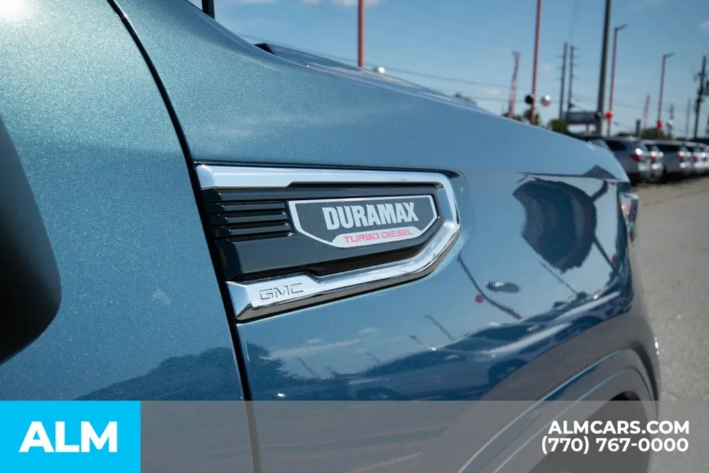 2024 GMC Sierra 1500 SLT - Photo 16