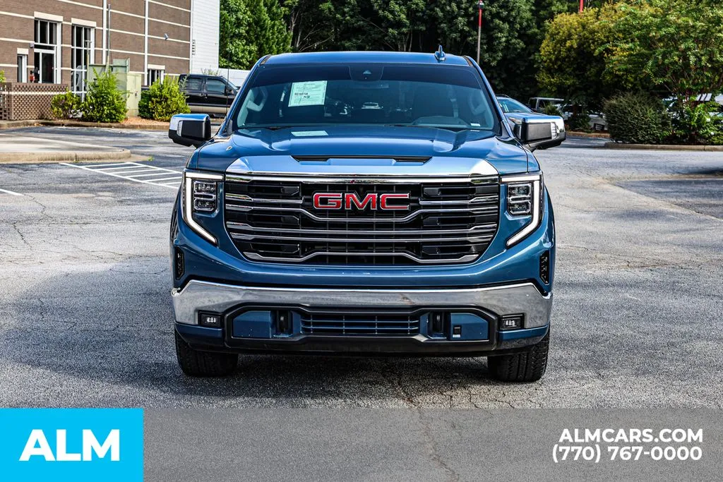 2024 GMC Sierra 1500 SLT - Photo 10