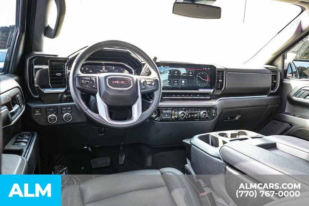 2024 GMC Sierra 1500 SLT - Photo 26