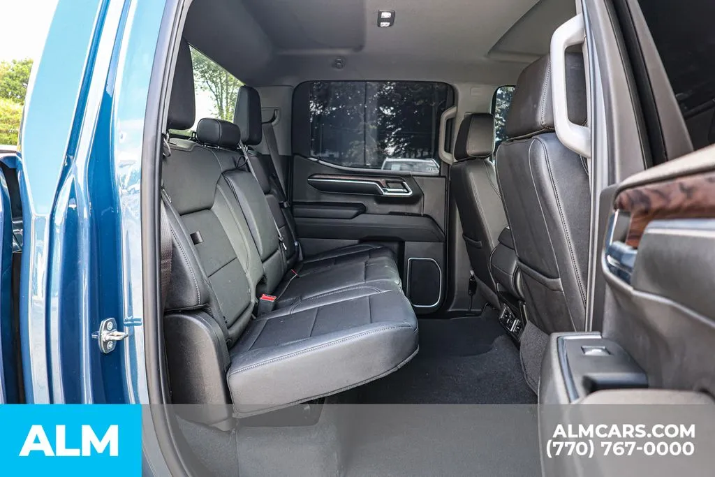 2024 GMC Sierra 1500 SLT - Photo 21