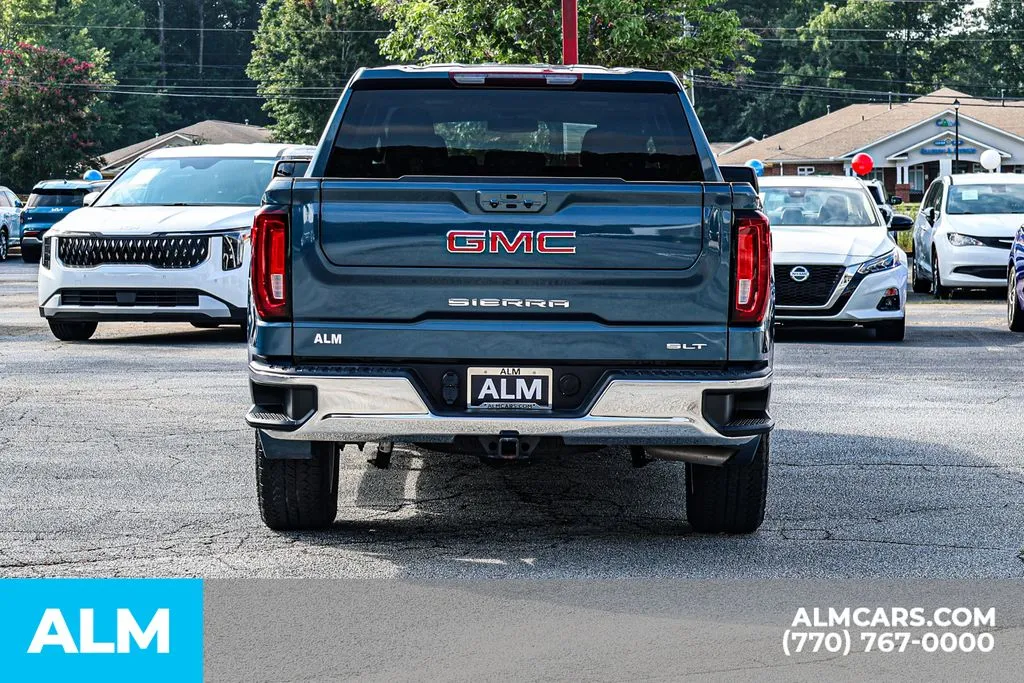 2024 GMC Sierra 1500 SLT - Photo 11