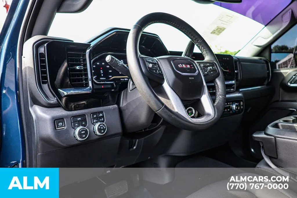 2024 GMC Sierra 1500 SLT - Photo 24