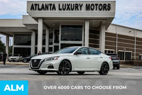 Photos of 2022 Nissan Altima 2.5 SR for sale in Newnan, GA at ALM Newnan