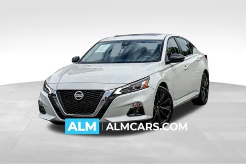 White 2022 Nissan Altima 2.5 SR for sale in Newnan, GA