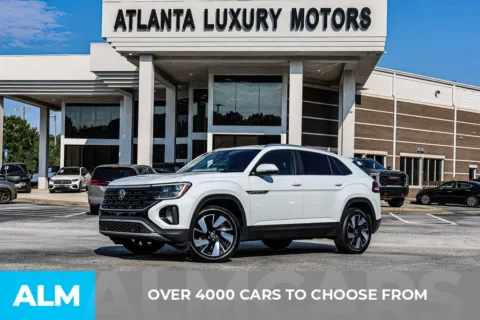 Photos of 2025 Volkswagen Atlas Cross Sport 2.0T SE w/Technology for sale in Newnan, GA at ALM Newnan
