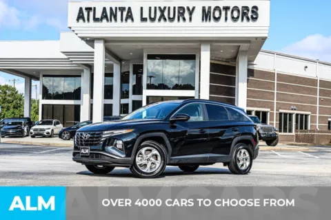 Photos of 2024 Hyundai Tucson SEL for sale in Newnan, GA at ALM Newnan