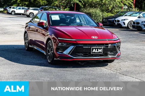 More photos of 2025 Hyundai Sonata SEL at ALM Newnan, GA