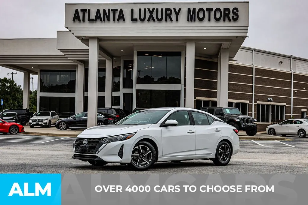 Used 2024 Nissan Sentra SV with VIN 3N1AB8CV0RY305332 for sale in Lumberton, NC