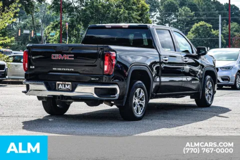 More photos of 2025 GMC Sierra 1500 SLT at ALM Newnan, GA