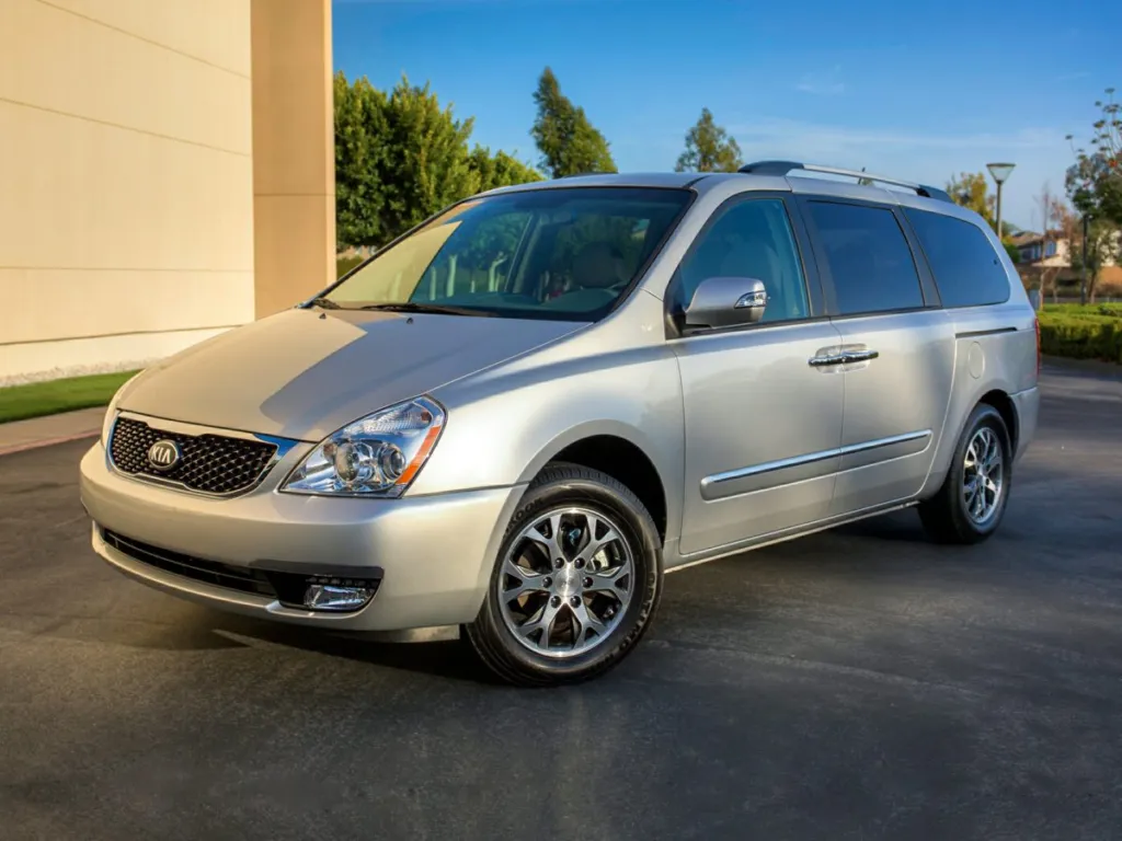 2014 Kia Sedona LX for sale in Newnan, GA