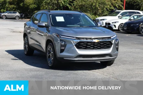More photos of 2025 Chevrolet Trax LT at ALM Newnan, GA