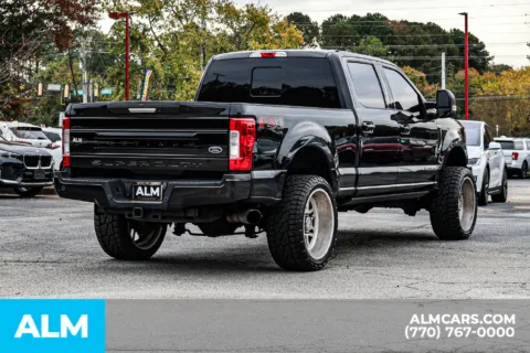 More photos of 2018 Ford F-250SD Lariat at ALM Newnan, GA
