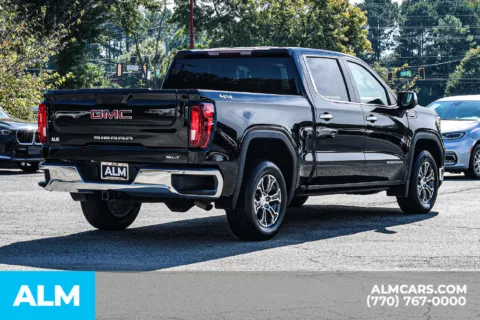 More photos of 2025 GMC Sierra 1500 SLT at ALM Newnan, GA